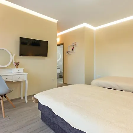 Gorgeous In With Sauna Holiday home *