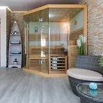 Casa vacanze Gorgeous In With Sauna