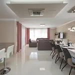 Casa vacanze Gorgeous In With Sauna *