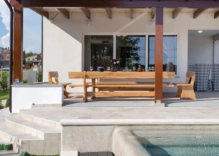 Gorgeous In With Sauna Marčana